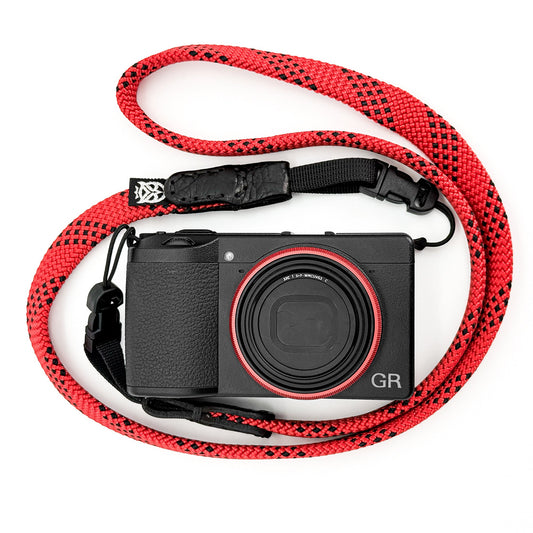 Point & Shoot - Red
