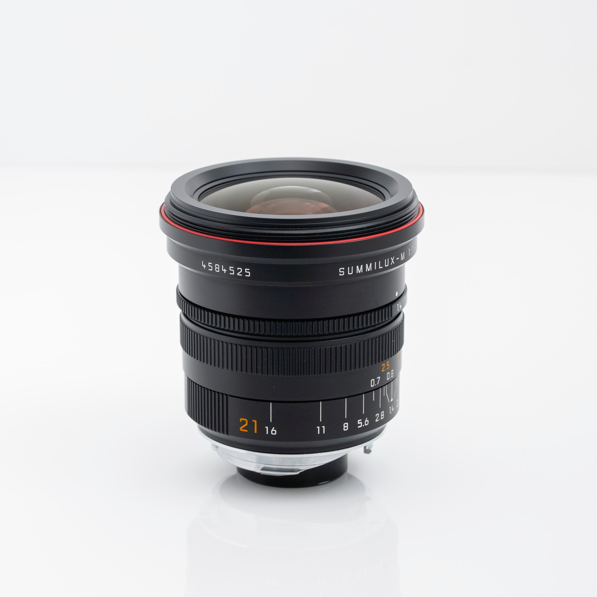 Leica Summilux-M 21mm f/1.4 ASPH. Lens MFR #11647 – MF Camera Leica Summilux-M 21mm f/1.4 ASPH. Lens MFR #11647 – MF Camera
