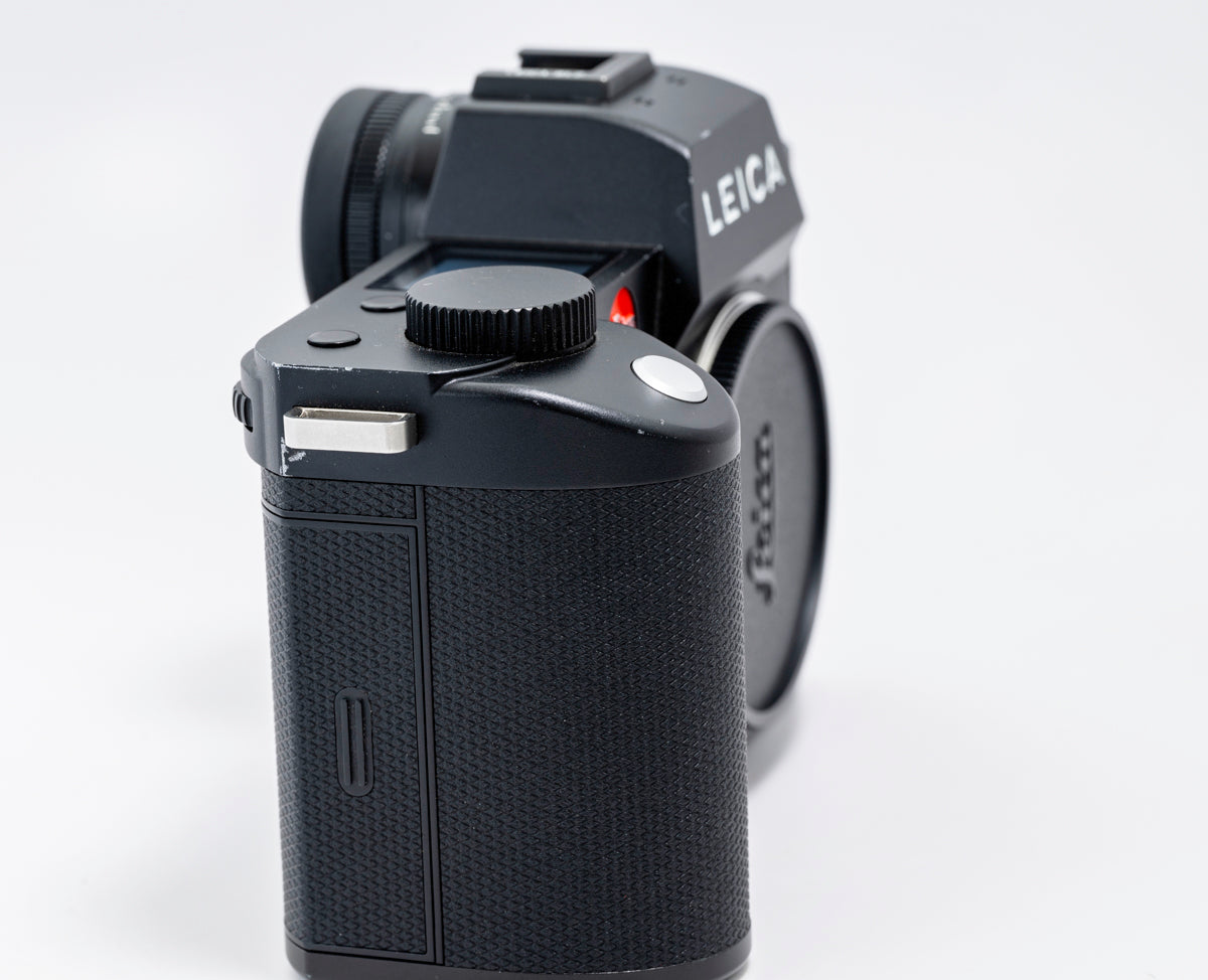 Leica SL2 Mirrorless Digital Camera (Used Good)