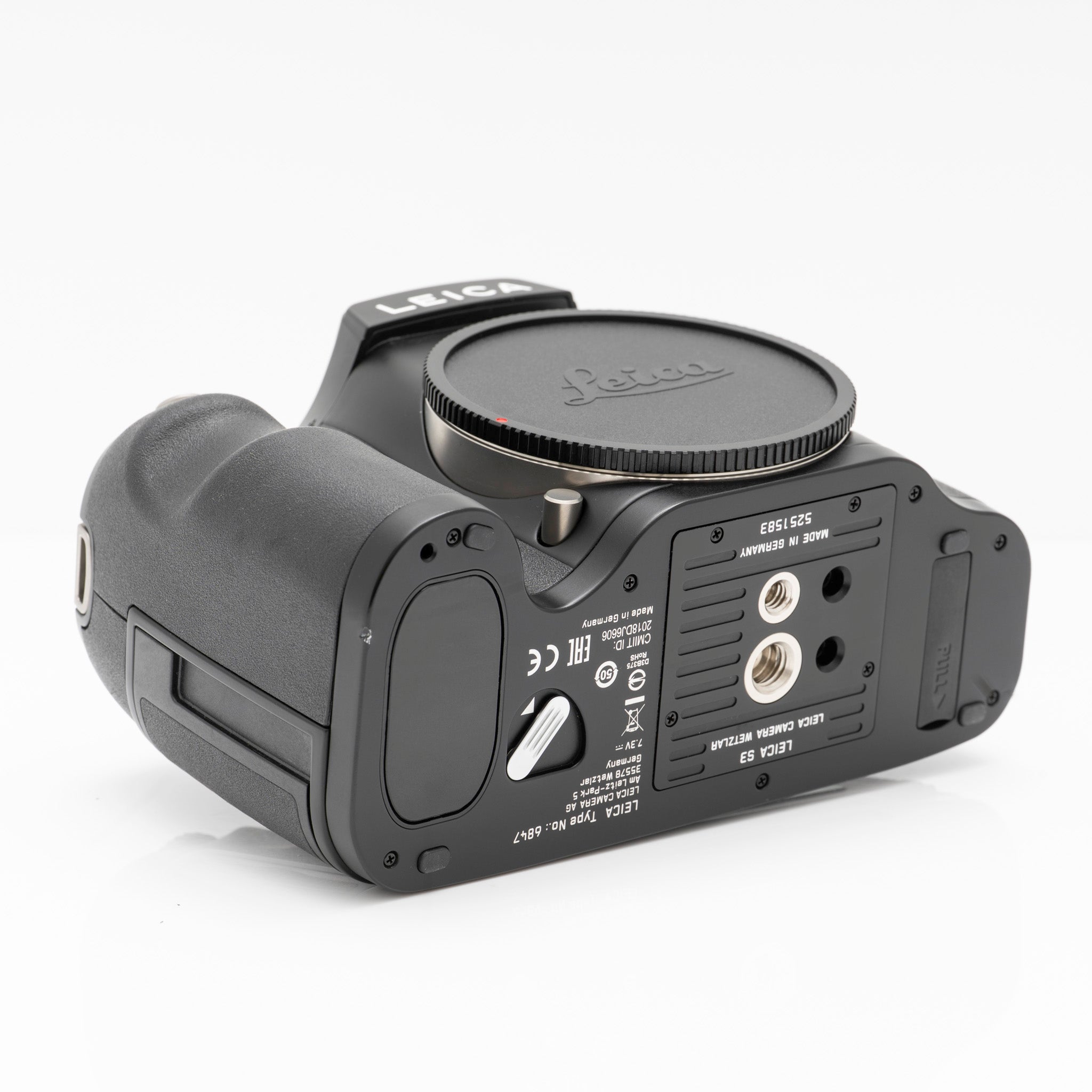 Leica S3 Medium Format DSLR Camera