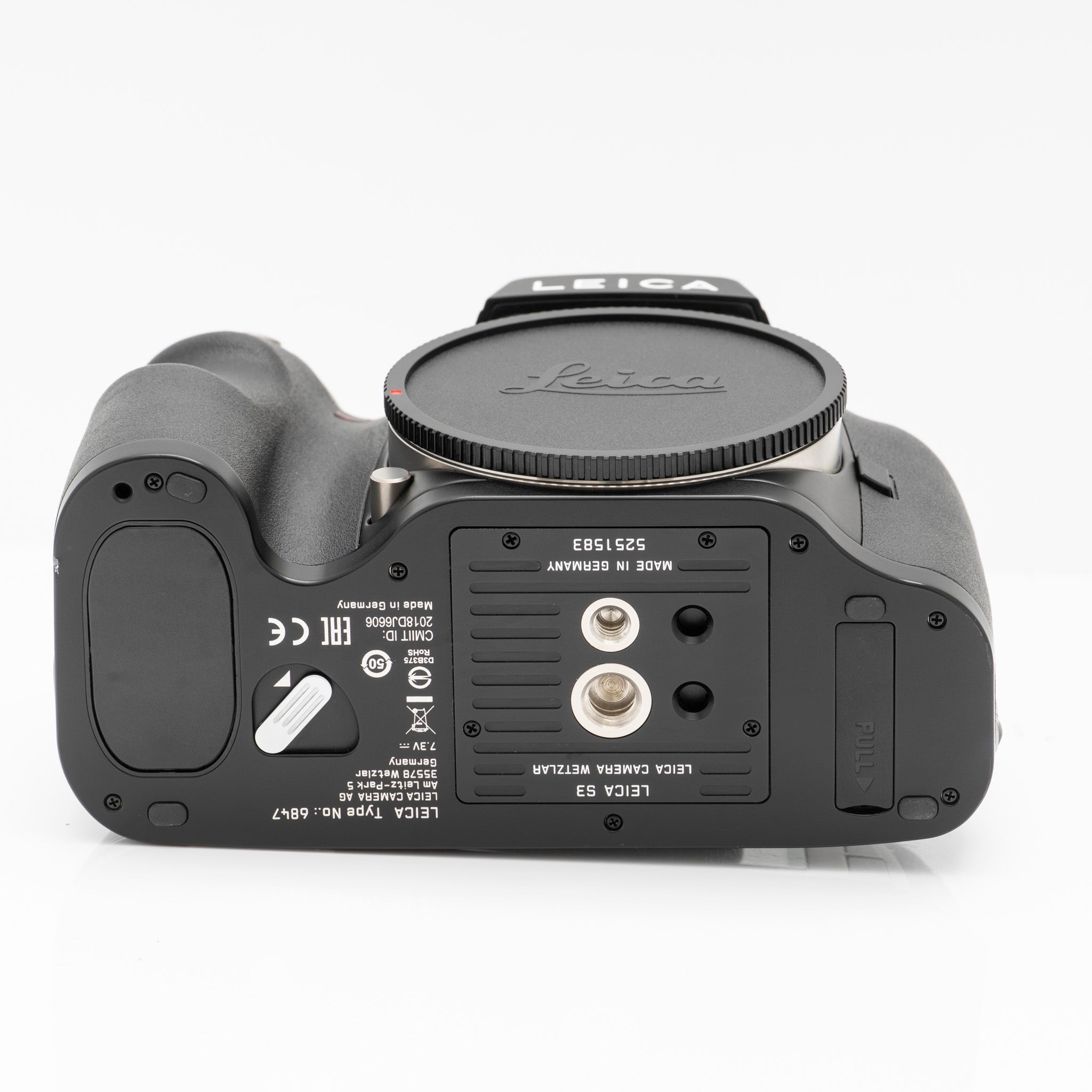 Leica S3 Medium Format DSLR Camera