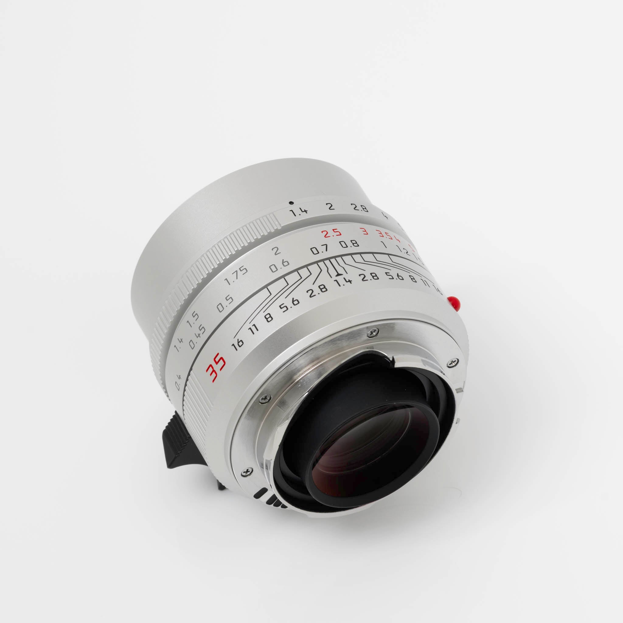 Leica Summilux-M 35mm f/1.4 ASPH Lens (Silver, 2022 Model) | MFR #11727