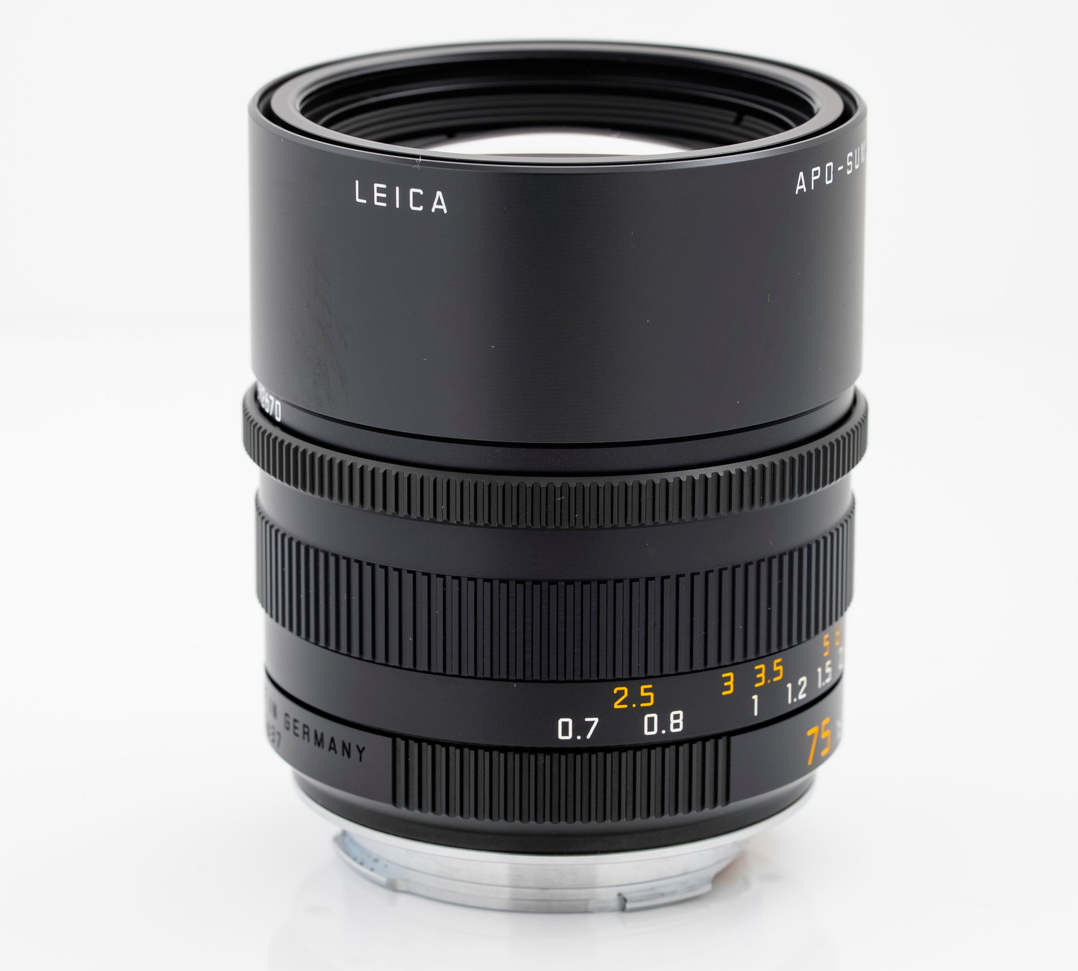 Leica APO-Summicron-M 75mm F/2 ASPH. Lens Black #11637