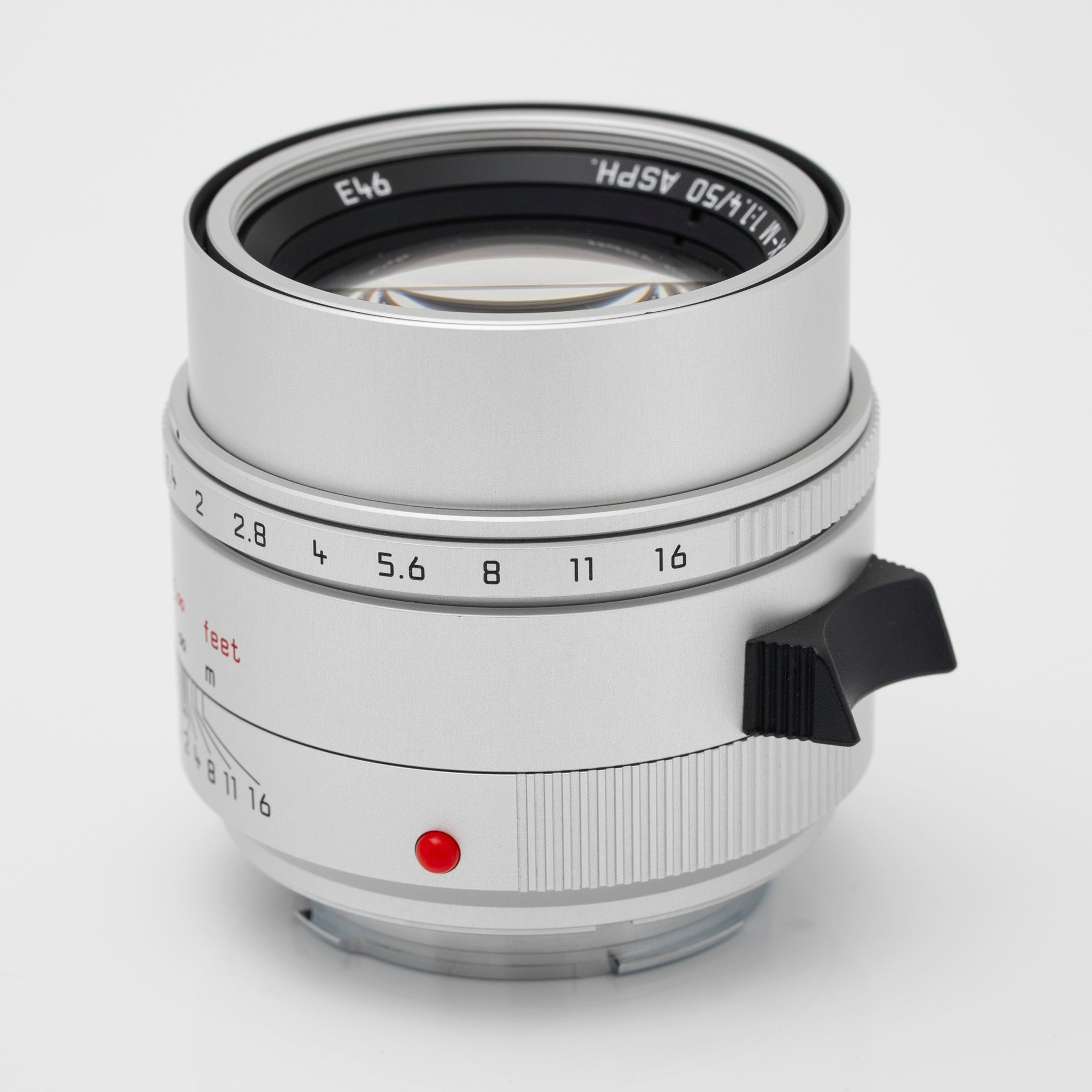 Leica Summilux-M 50mm f/1.4 ASPH. Silver #11729 (Pre-Owned)
