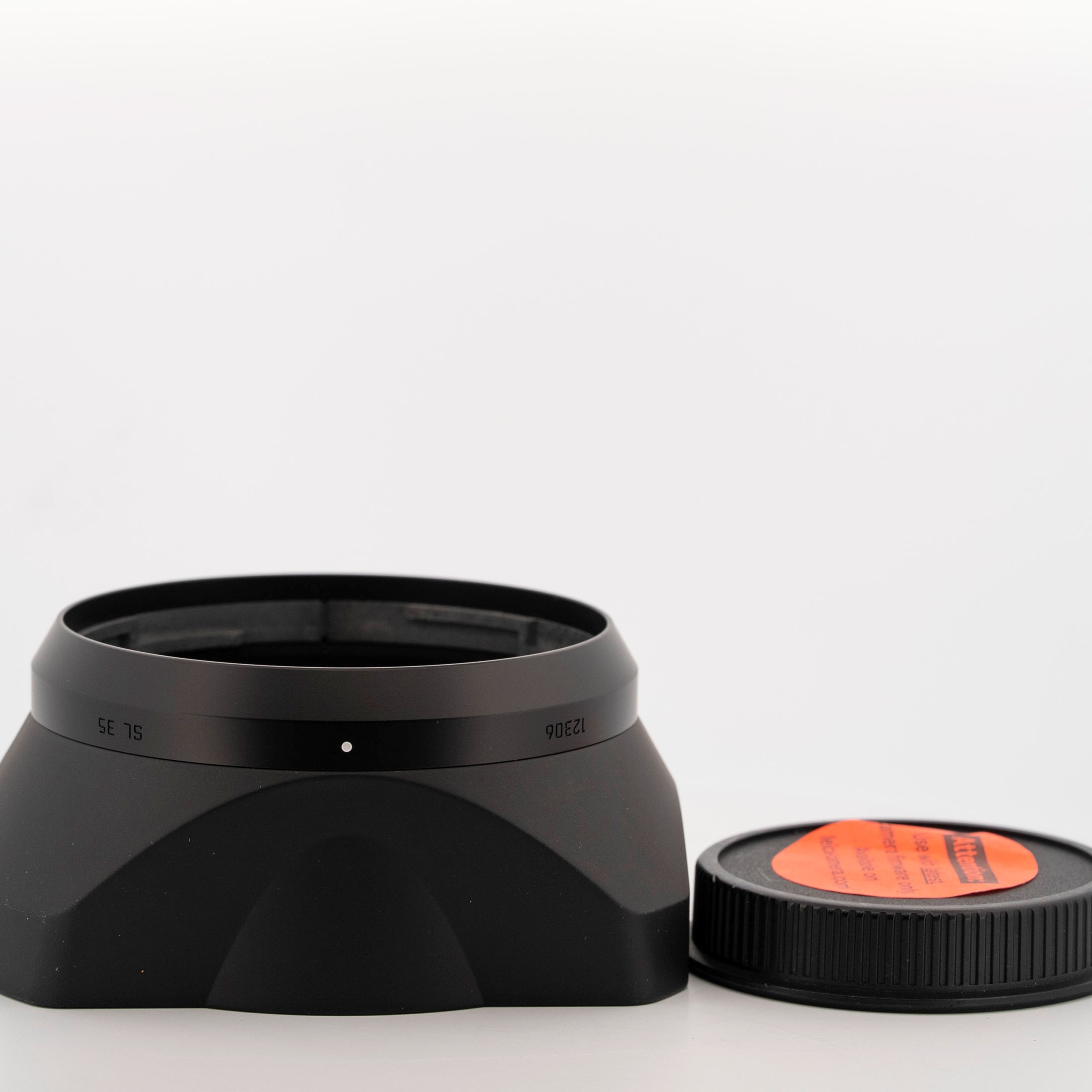 Leica APO-Summicron-SL 28mm f/2 ASPH Lens #11183