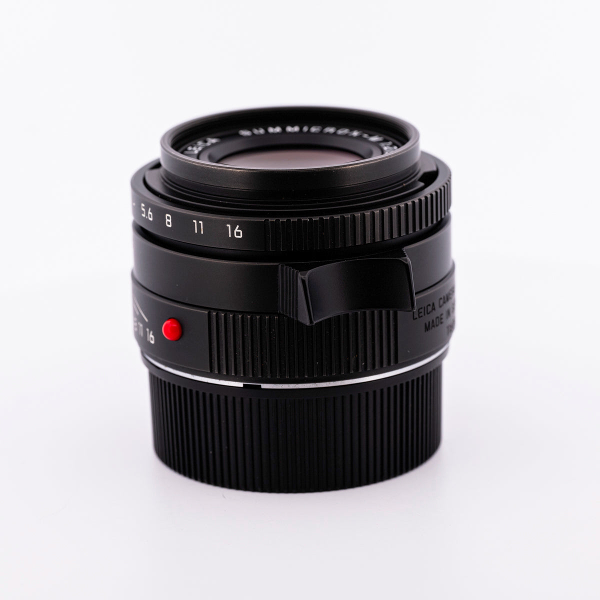 Leica Summicron-M 35mm f/2 ASPH. Lens (Black-Chrome Edition) #11689 (Pre-Owned)
