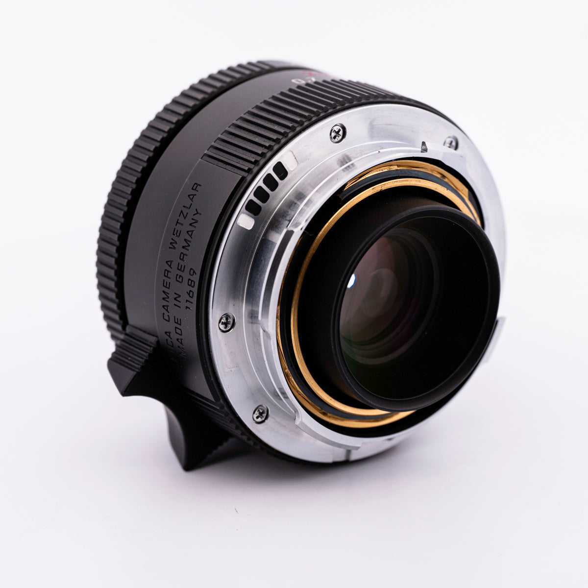 Leica Summicron-M 35mm f/2 ASPH. Lens (Black-Chrome Edition) #11689 (Pre-Owned)