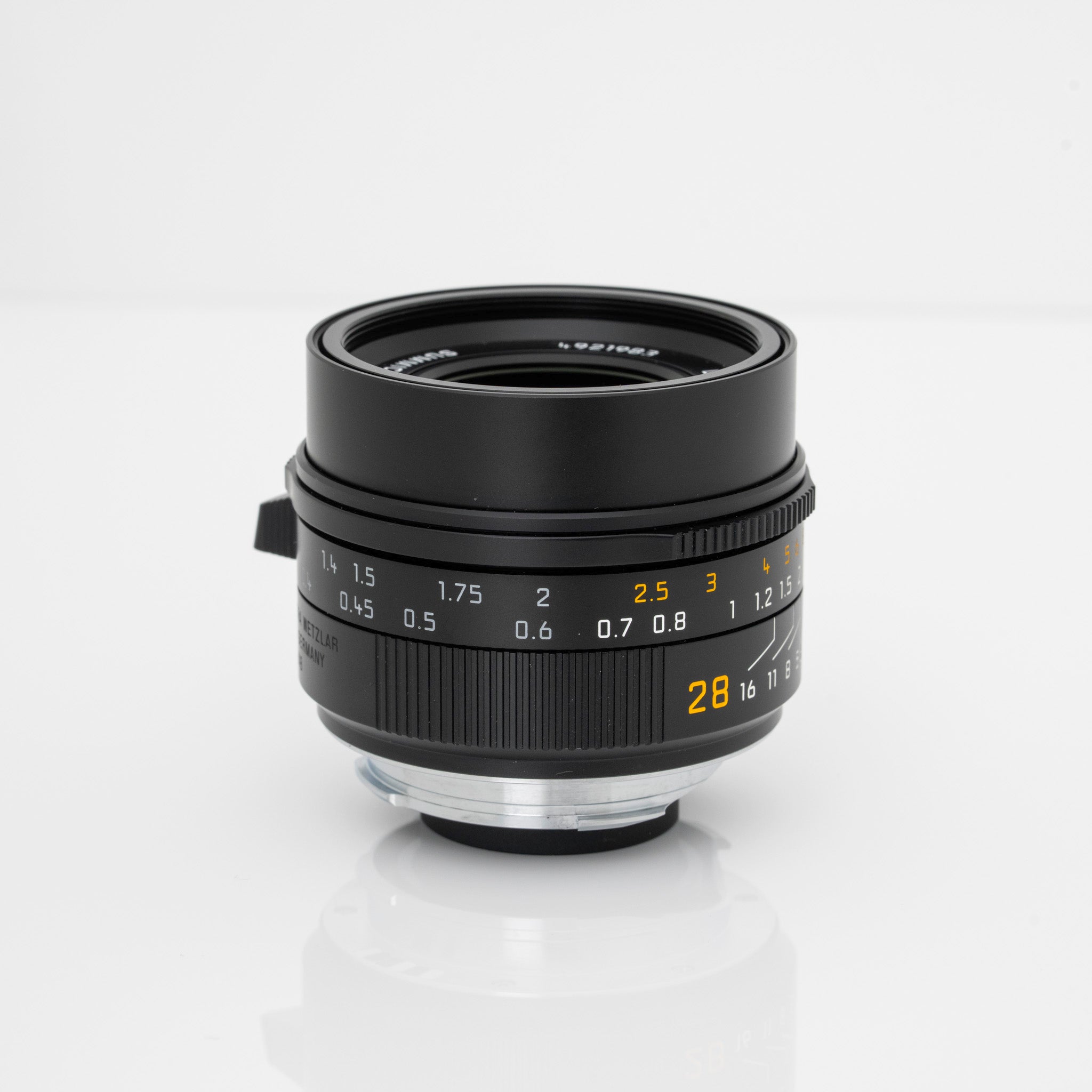 Leica Summicron-M 28mm f/2 ASPH Lens (2023 Version) #11618