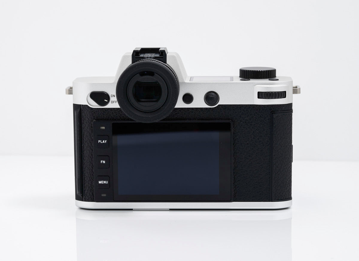 Leica SL2 Mirrorless Camera (Silver) (Limited to 1,000 Pieces Worldwide)