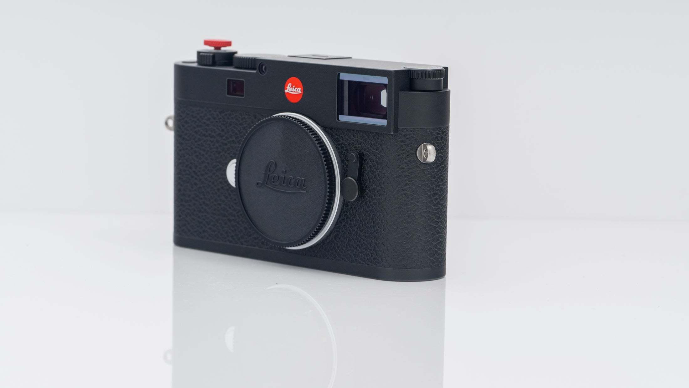 Leica M11 60.3MP Digital Rangefinder Camera Black Paint