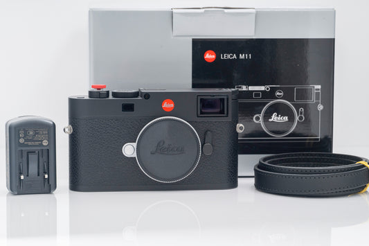 Leica M11 60.3MP Digital Rangefinder Camera Black Paint