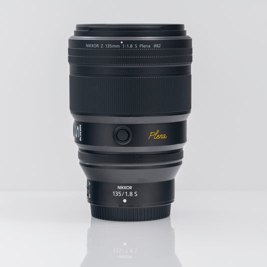 Nikon NIKKOR Z 135mm f/1.8 S Plena Lens
