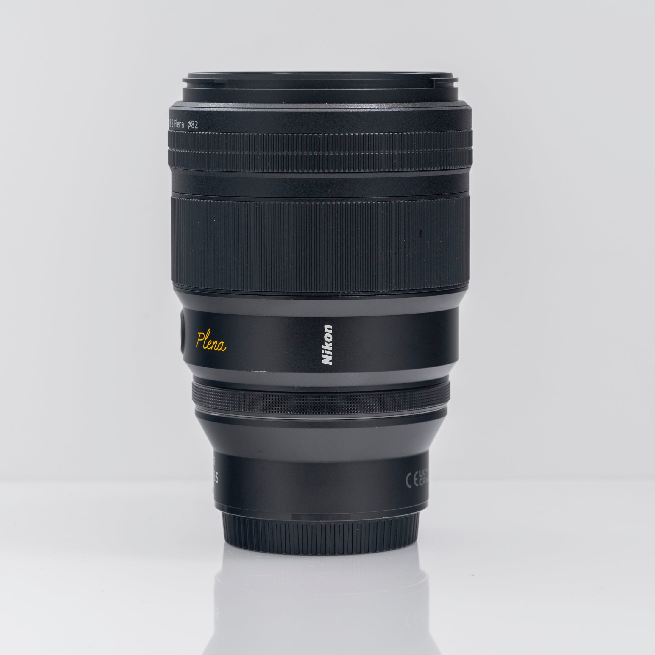 Nikon NIKKOR Z 135mm f/1.8 S Plena Lens