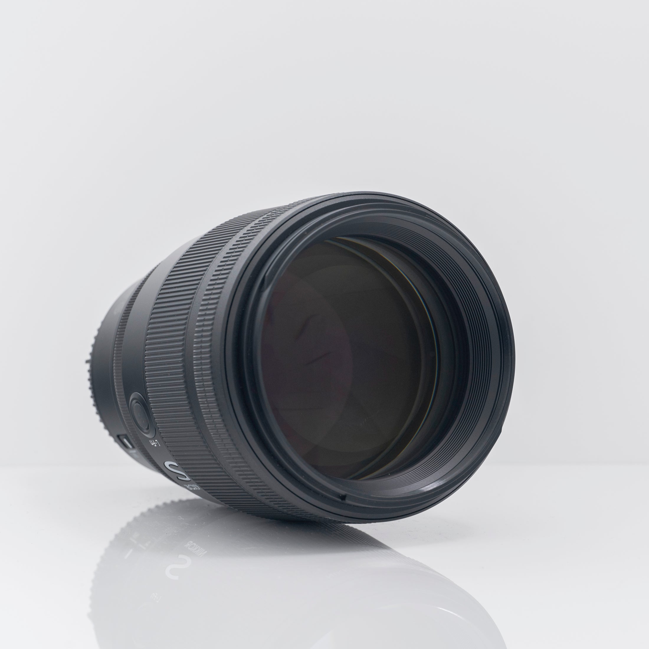 Nikon NIKKOR Z 135mm f/1.8 S Plena Lens