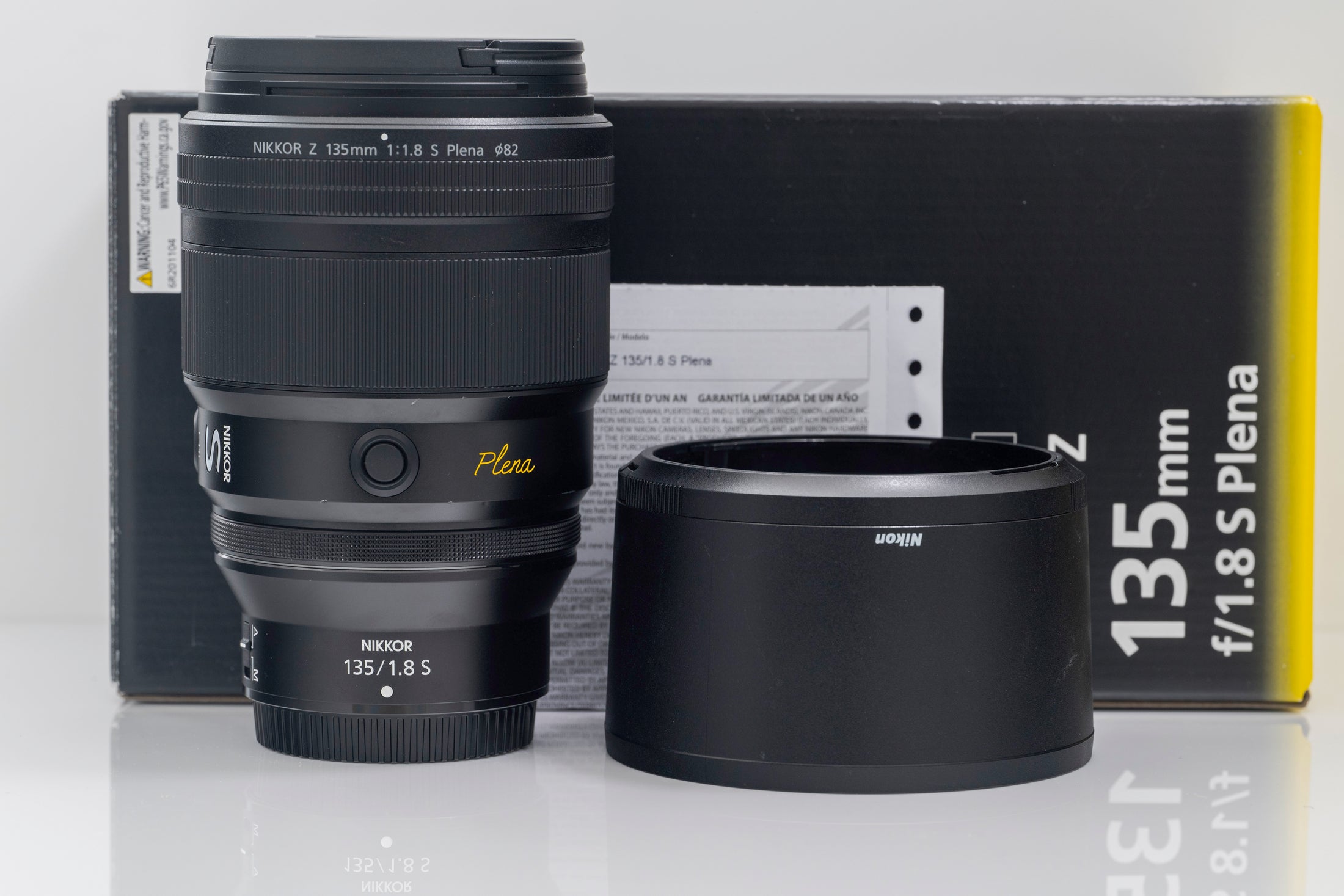 Nikon NIKKOR Z 135mm f/1.8 S Plena Lens