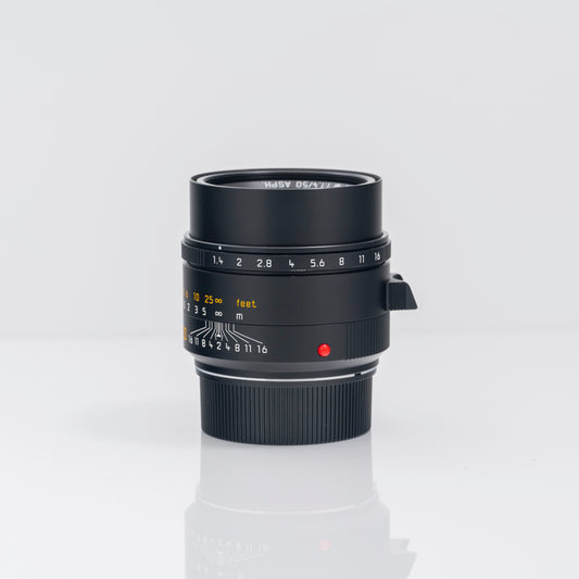 Leica Summilux-M 50mm f/1.4 ASPH. Lens (Black, 2023 Version) Used  #11728 (Like New Minus)