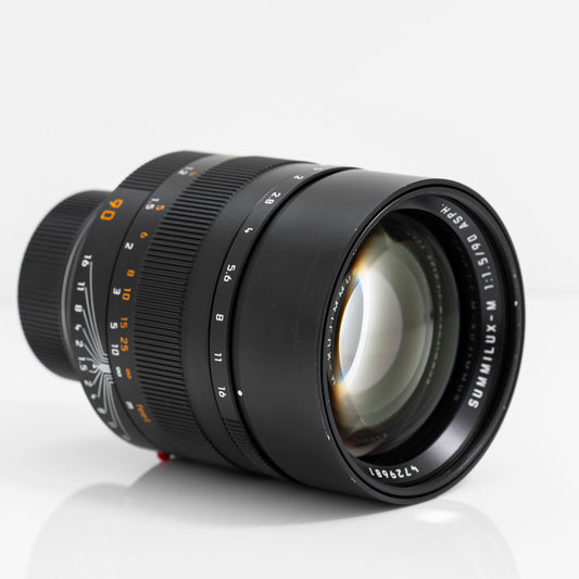 Leica 90mm f/1.5 Summilux-M ASPH. Lens (Black) #11678